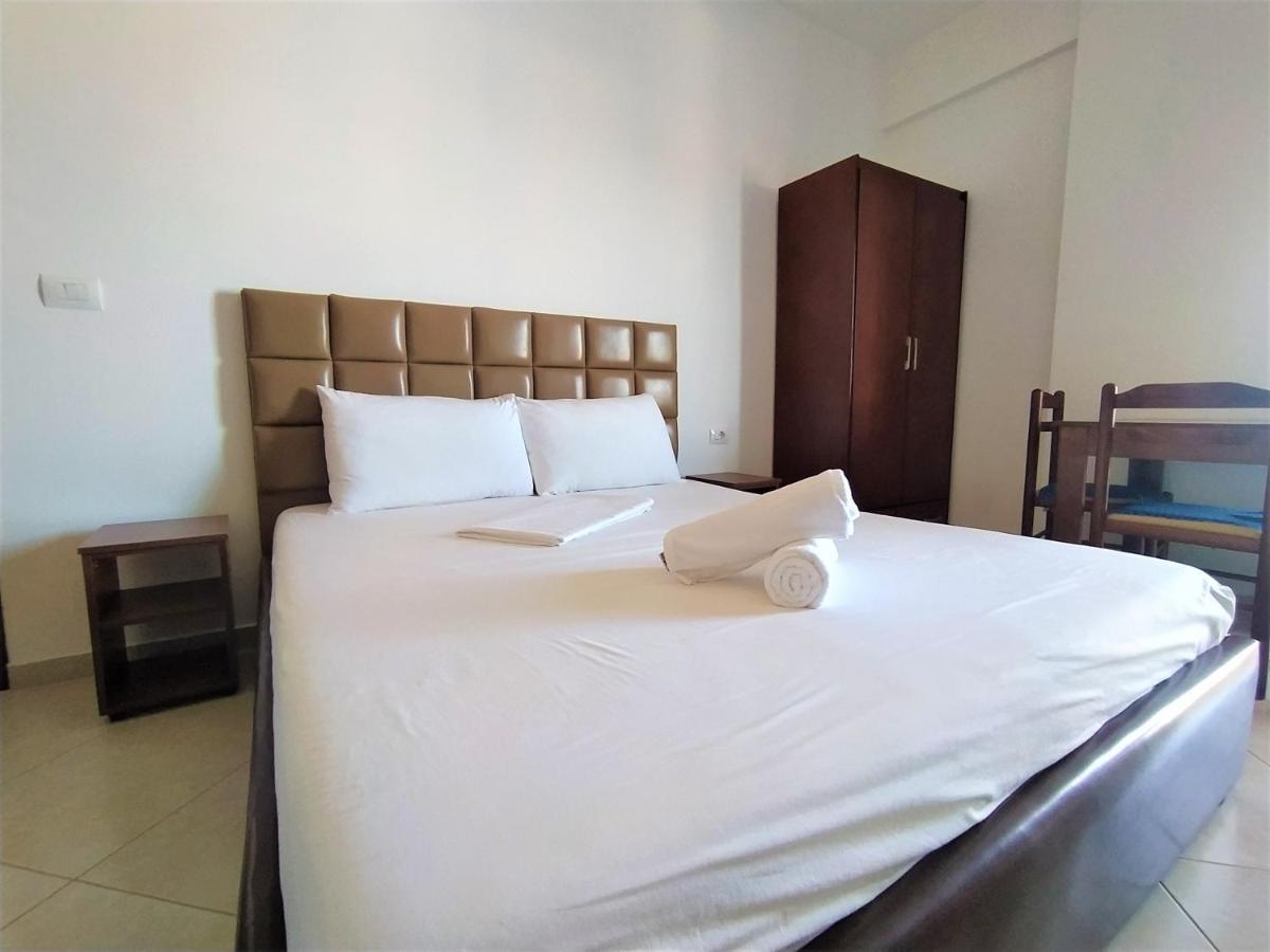 קסאמיל Ahmeti Rooms מראה חיצוני תמונה