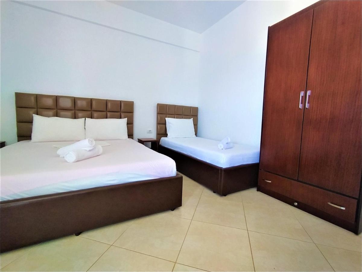 קסאמיל Ahmeti Rooms מראה חיצוני תמונה