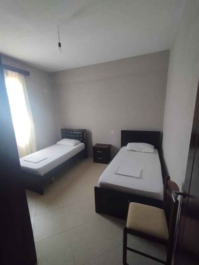 קסאמיל Ahmeti Rooms מראה חיצוני תמונה