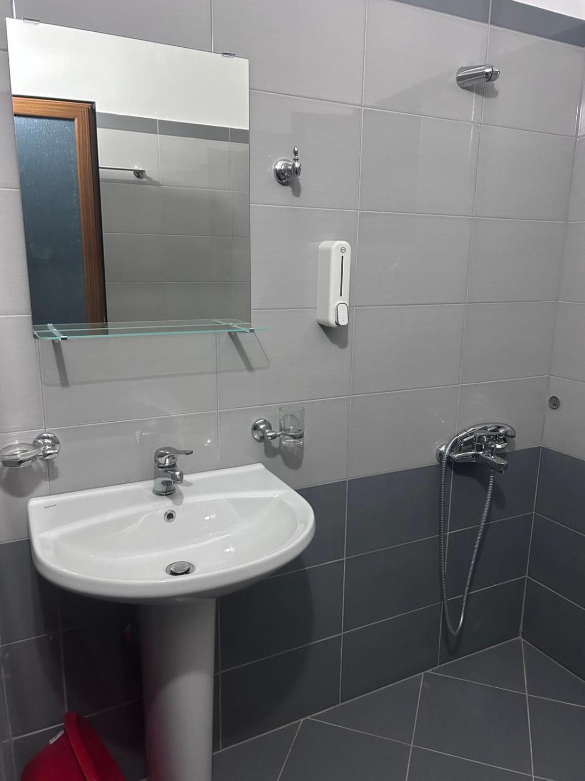 קסאמיל Ahmeti Rooms מראה חיצוני תמונה